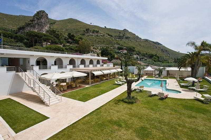 Hotel Grotta Di Tiberio Sperlonga Exterior foto